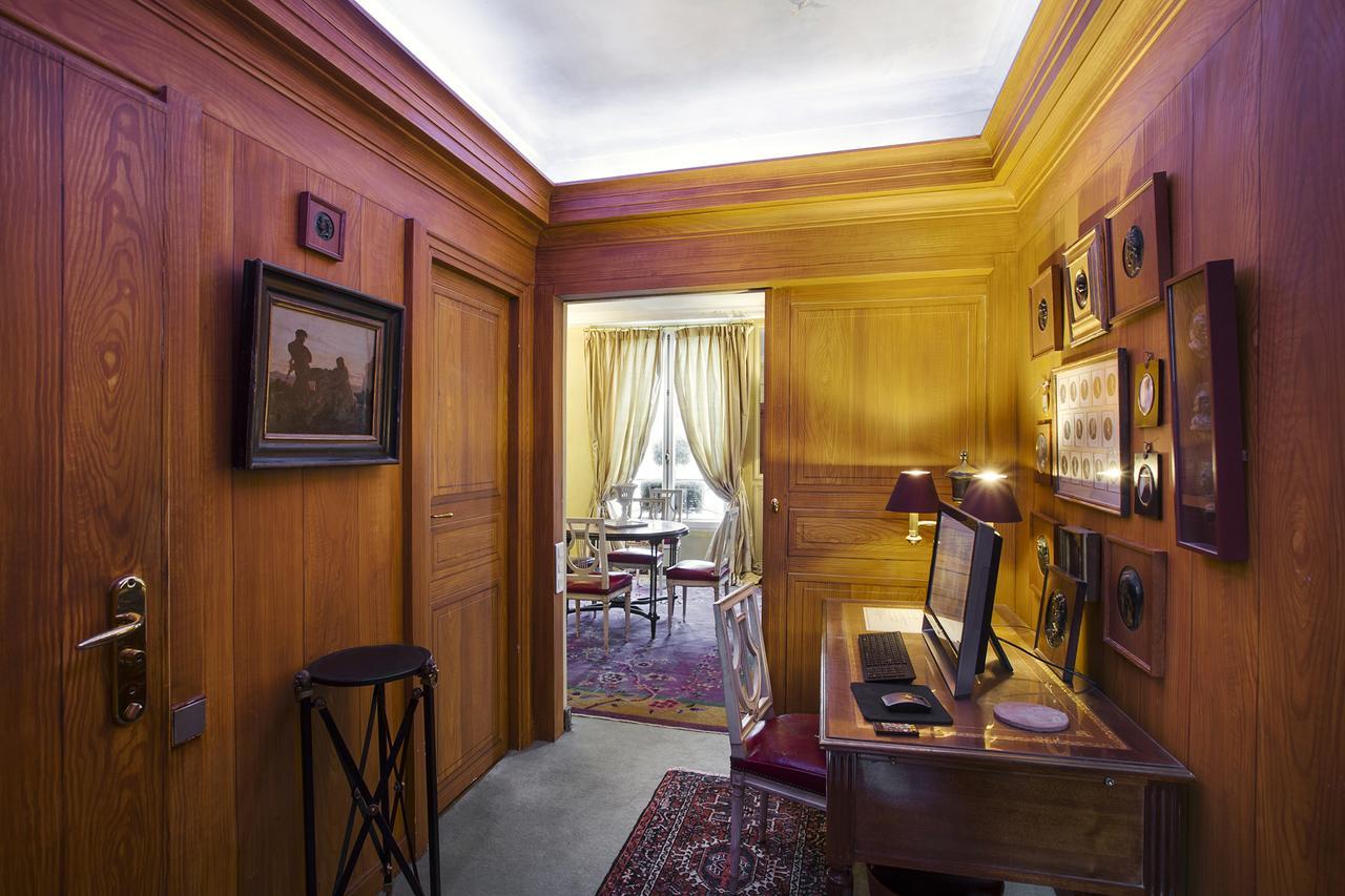 Saint Honore Paris Exterior foto